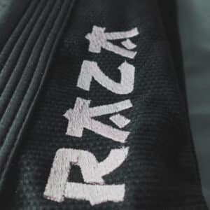 Gi Negro Raza – Kimono de Jiu-Jitsu Brasileño